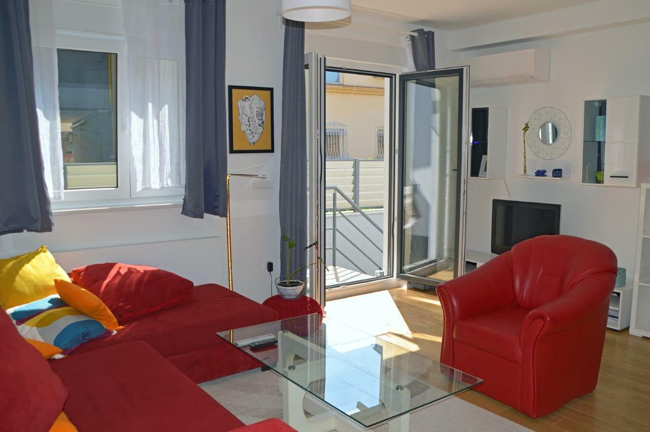 Aetherius Red Zagreb Bagian luar foto